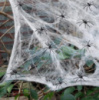 Паутина с пауками на Хэллоуин 5219 белая 100 г 20 пауков