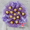Фіолетовий букет з цукерок Ferrero Rocher солодкий букет