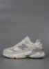 Жіночі кросівки New Balance 9060 Light Beige