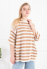 Жіноча бежево-біла футболка в смужку