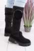 Жіночі чорні чоботи на низькому ходу