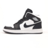 Nike AIR Jordan 1 Retro High високі білі з чорним