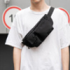 Качественная и надежная тактическая сумка-бананка из прочной и водонепроницаемой ткани черная через плечо