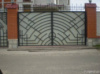 Ворота распашные гаражные. Калитки. решетки на окна. навесы