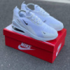 Білі Nike Air Max 270