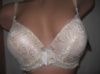 Бюстгальтер YYG бежевий чашка В на поролоні мереживний