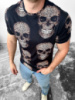 Стильна чорна чоловіча літня футболка з модним принтом