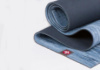 Коврик для йоги eKO Lite Ebb Manduka каучуковый 180x61x0.4 см