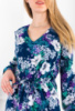 Жіноча темно-синя сукня з квітковим принтом