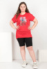 Жіноча червона футболка
