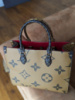 ​Жіноча сумка Louis Vuitton Onthego (Луї Вітон Онзего)