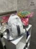Біла - сумка-рюкзак - молодіжна, стильна та зручна модель з додатковими кишенями (0510)