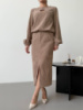 Женский вельветовый костюм с юбкой