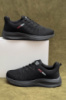 Кросівки чоловічі демісезонні, колір чорний / 286