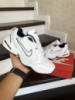 Мужские кроссовки Nike Air Monarch белые. термо