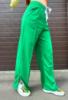 Жіночі зелені спортивні брюки