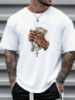 Біла стильна чоловіча оверсайз футболка з модним дизайном