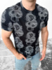 Модна чорна чоловіча літня футболка зі стильним дизайном