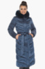 Куртка женская Braggart зимняя длинная с поясом и натуральным мехом на капюшоне - 56586 сапфирового цвета