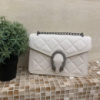 Женская мини сумочка клатч Подкова стеганная, маленькая сумка на цепочке в стиле Гучи Молочный