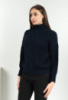 Жіночий темно-синій светр