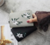 Женский мини кошелек с вышивкой цветочками, маленький портмоне клатч вышивка