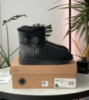 Зимові жіночі уггі Ugg Bailey Button Mini (36-40)