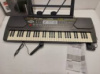 Синтезатор піаніно орган 328 21 з мікрофоном, 61 клавіша, запис, дисплей, від мережі