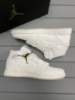 Кроссовки Nike Air Jordan 1 (белые)