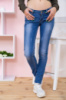 Жіночі джинси з потертостями, на середній посадці, 167R3305