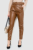 Штани жіночі з екошкіри, колір коричневий, 186R6691