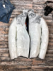 Куртка зимняя белого цвета с узором 7-381