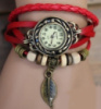 Годинник-браслет з підвіскою листочок Червоні