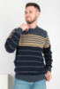 Чоловічий светр у смужку