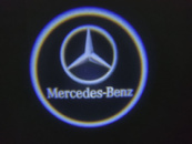 Лазерне підсвічування на дверях автомобіля з логотипом Mercedes
