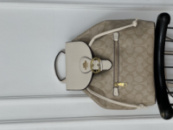 Рюкзак жіночій Coach Kleo Backpack молочний