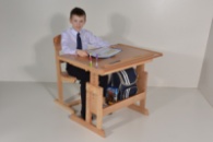 Стол и стул для школьника «Розумник» будут расти вместе с Вашим ребенком.