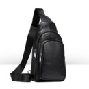 Шкіряна сумка-слінг (чорна шкіра флотар)