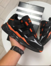 Мужские кроссовки Adidas Niteball FW2477,черные с оранжевыми вставками