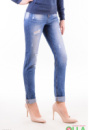 Жіночі джинси з порваних