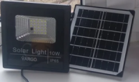 LED прожектор на солнечной батарее VARGO 10W с пультом (VS-111873)