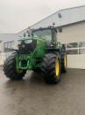 John Deere 6210R