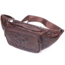 Модна поясна сумка з натуральної шкіри з фактурою під крокодила 21298 7Коричнева