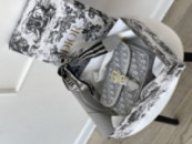 Сумка Christian Dior Bobby на широкому ременці світло-сірий текстиль