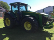 John Deere 8335R