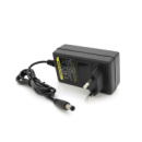 Зарядное устройство для аккумуляторов Li-ion 8.4V2A,штекер 5,5х2,5мм, LED-индикация
