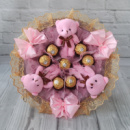 Рожевий букет з цукерок Ferrero Rocher і м'яких іграшок подарунок на день народження