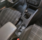 Антиковзкий килимок у підсклянники Volkswagen (Фольксваген)