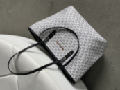 Сумка Michael Kors  шопер білий+чорні ручки