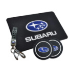 Комплект Subaru (Субару) Брелок та антиковзкі килимки в авто.
